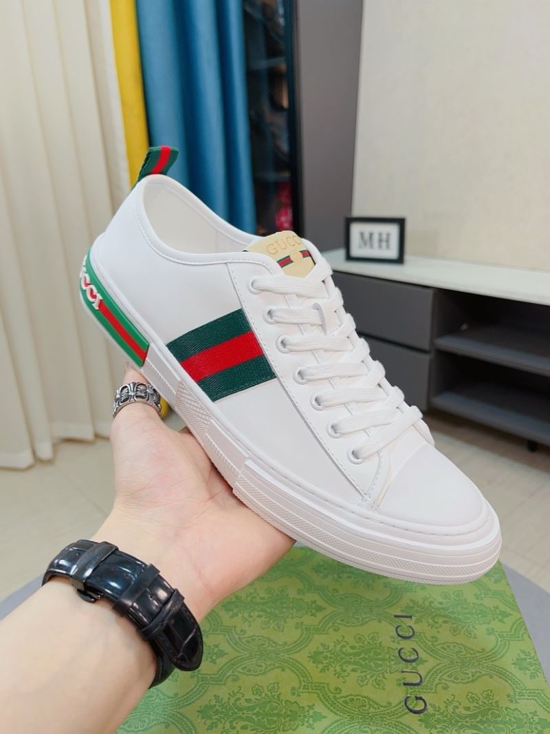 Gucci Low Shoes